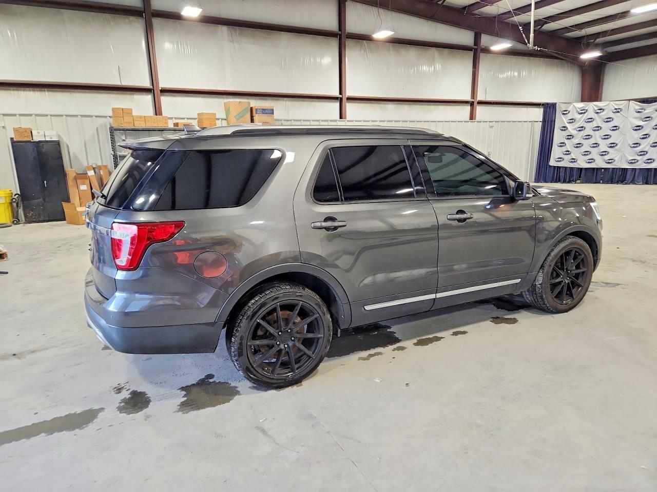 1FM5K7D86HGC80238 · 2017 FORD EXPLORER · 3/13