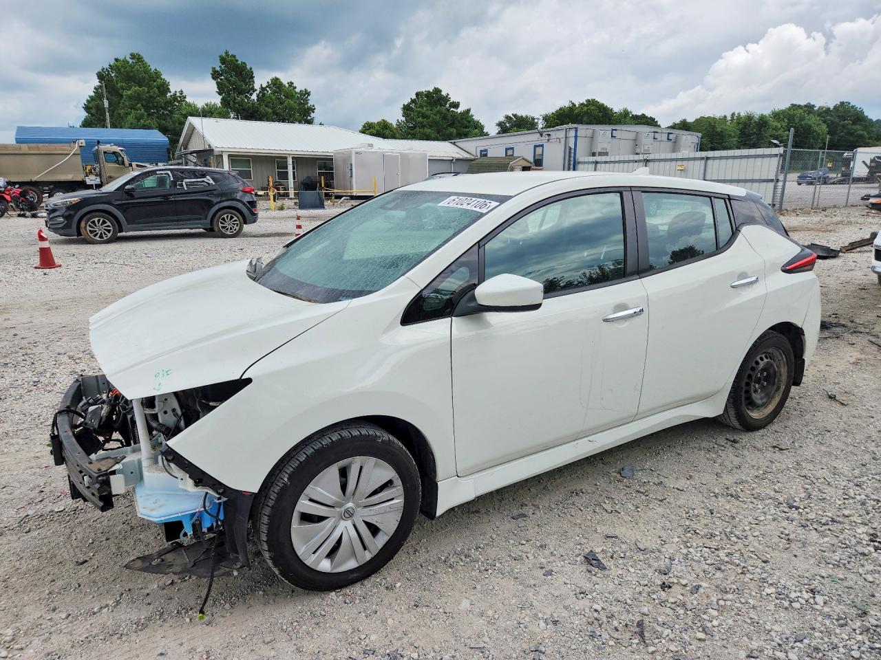 1N4AZ1BV3PC553829 · 2023 NISSAN LEAF