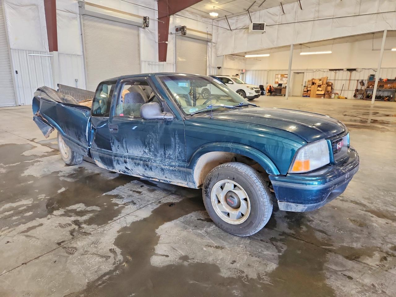 1GTCS194XW8513205 · 1998 GMC SONOMA · 4/12