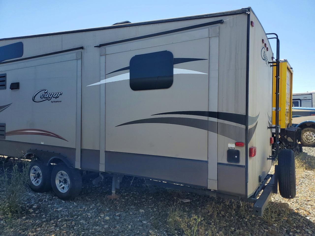 4YDF33620G2501896 · 2016 KEYSTONE COUGAR · 2/9