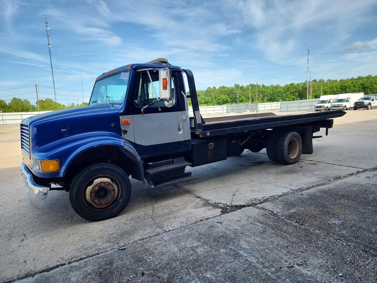 1HTSCABM0WH549832 · 1998 INTERNATIONAL 4000