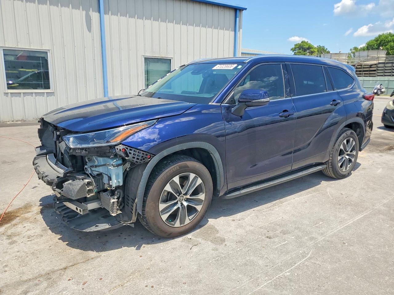 5TDGZRAH7MS062284 · 2021 TOYOTA HIGHLANDER