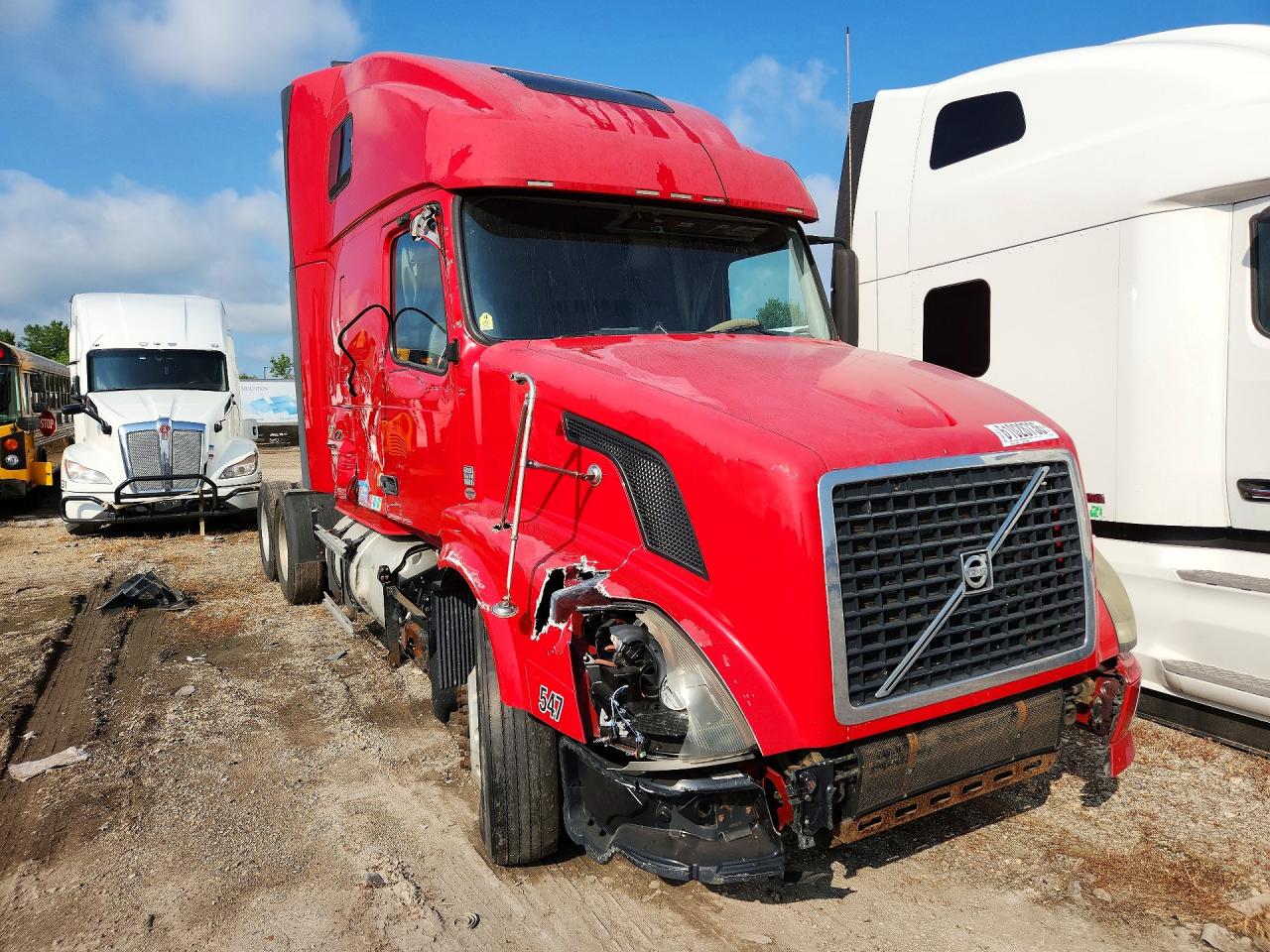 4V4NC9EH6CN550329 · 2012 VOLVO VN VNL · 4/14