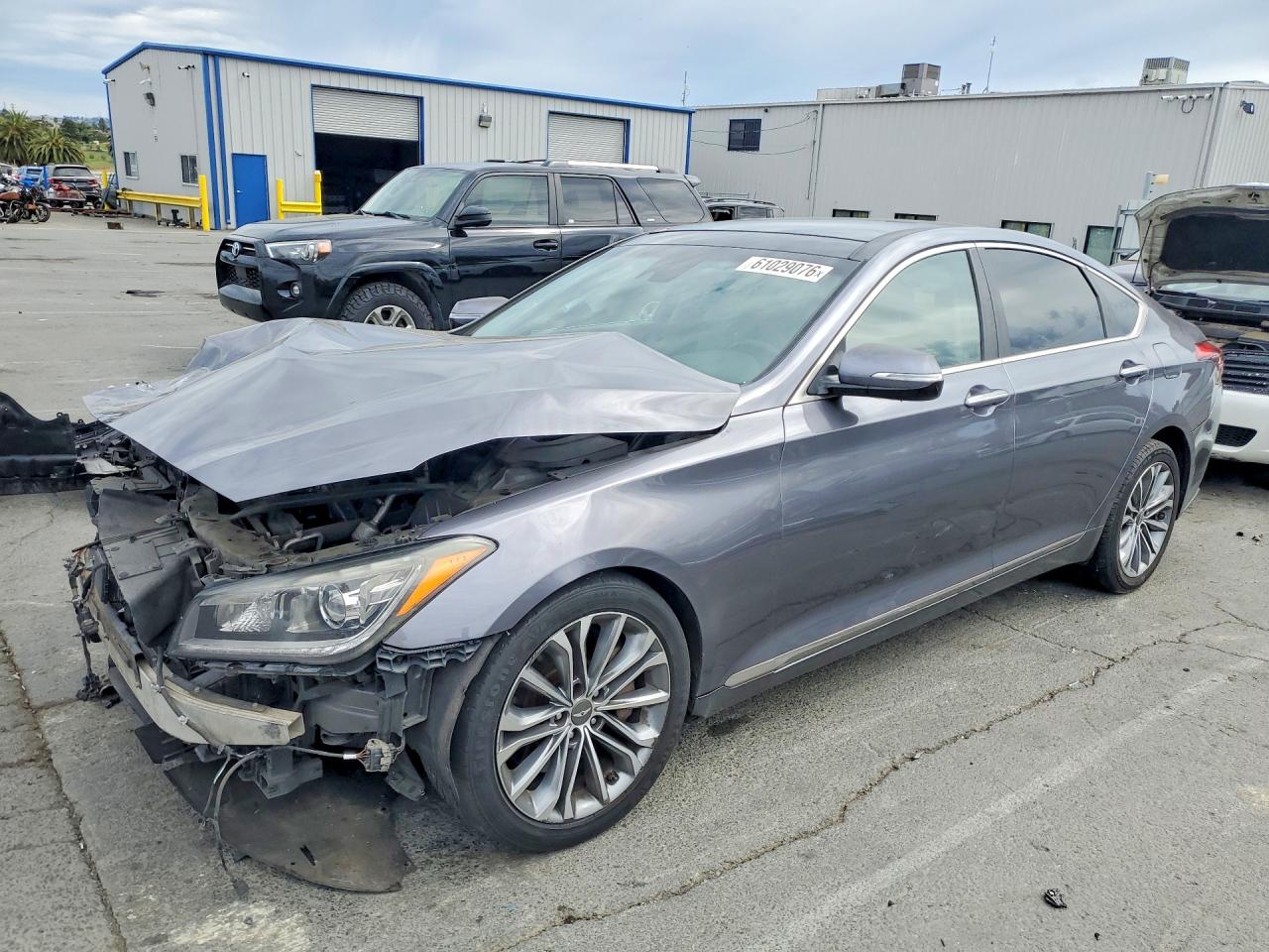 2016 HYUNDAI GENESIS