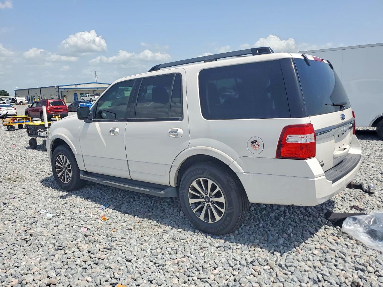 1FMJU1HT8HEA81482 · 2017 FORD EXPEDITION · 2/13