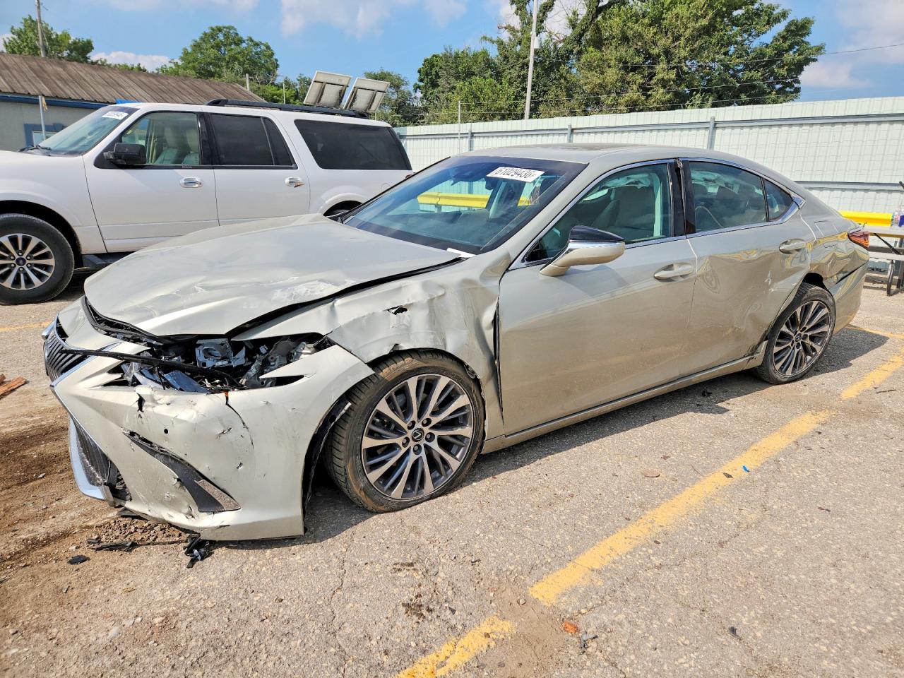 58AD11D19MU005269 · 2021 LEXUS ES 250