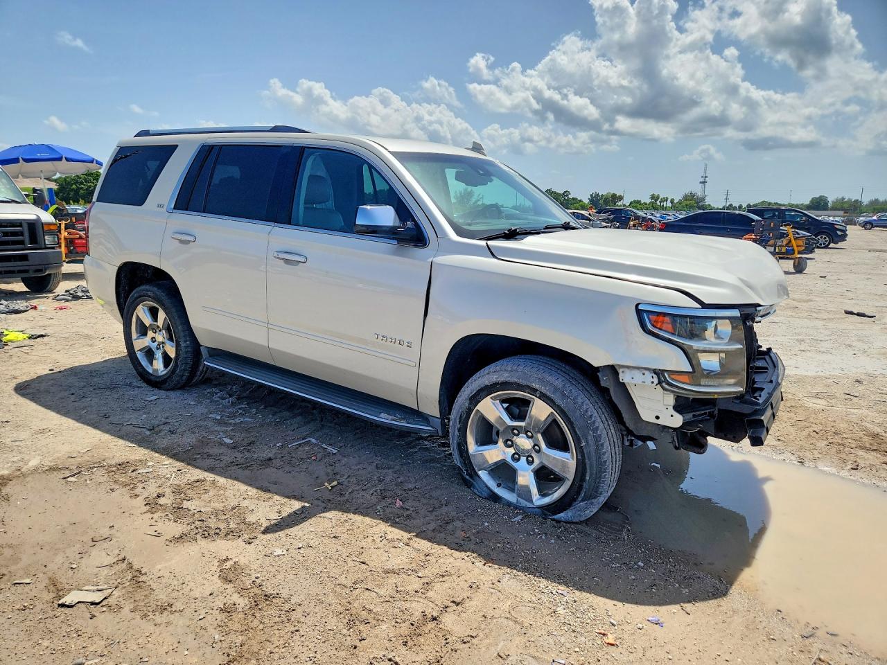 1GNSKCKC6FR636428 · 2015 CHEVROLET TAHOE · 4/14
