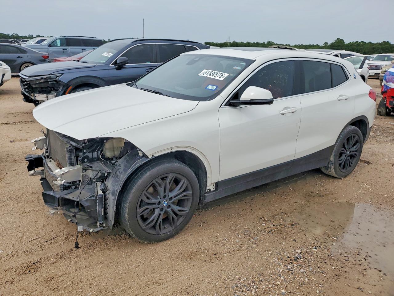 WBXYH9C02L5P56077 · 2020 BMW X2