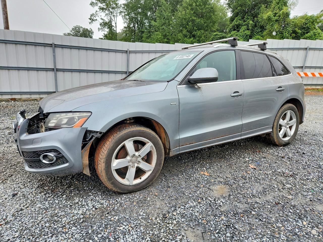 2011 AUDI Q5
