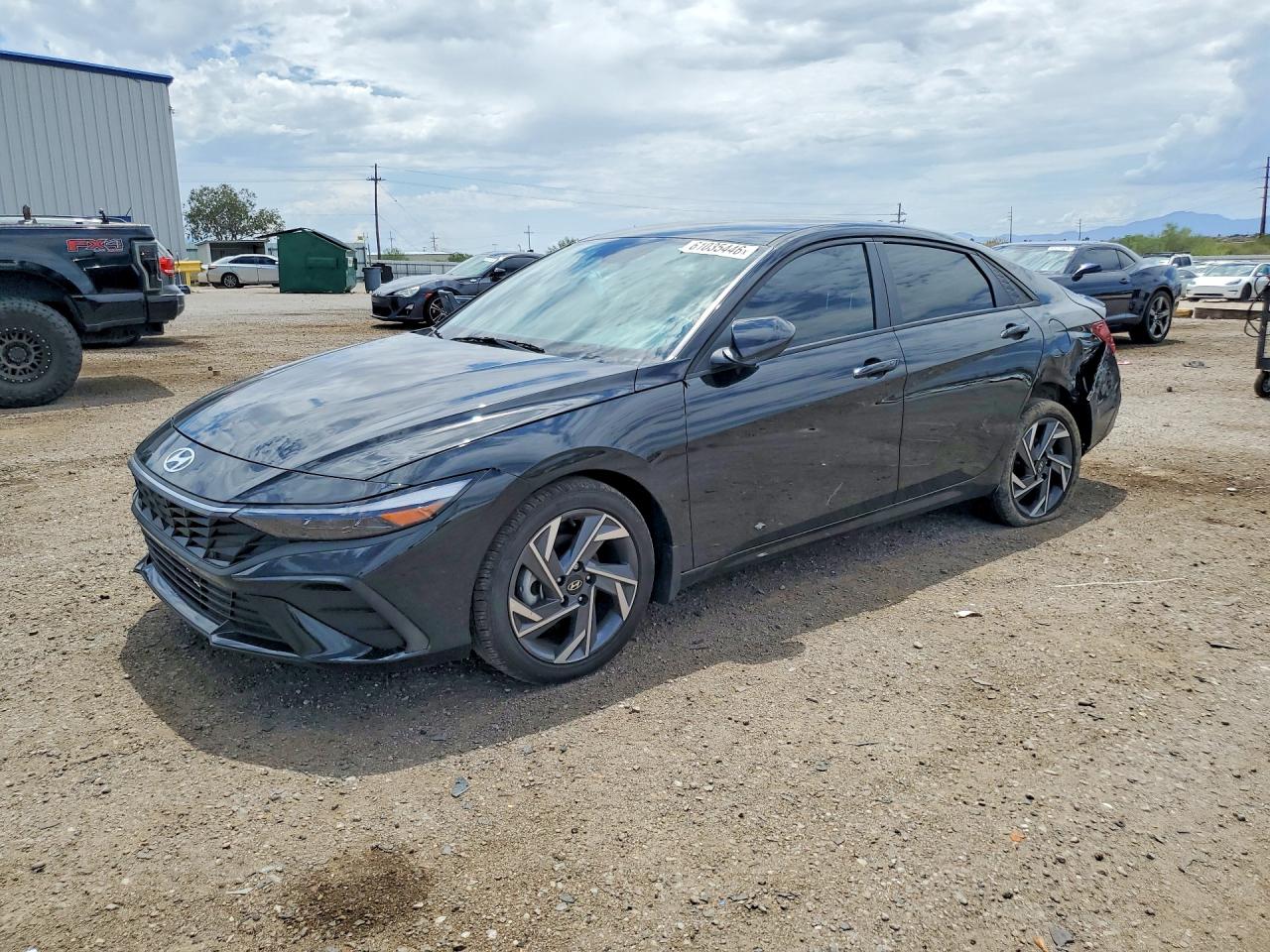 KMHLM4DG7SU984870 · 2025 HYUNDAI ELANTRA