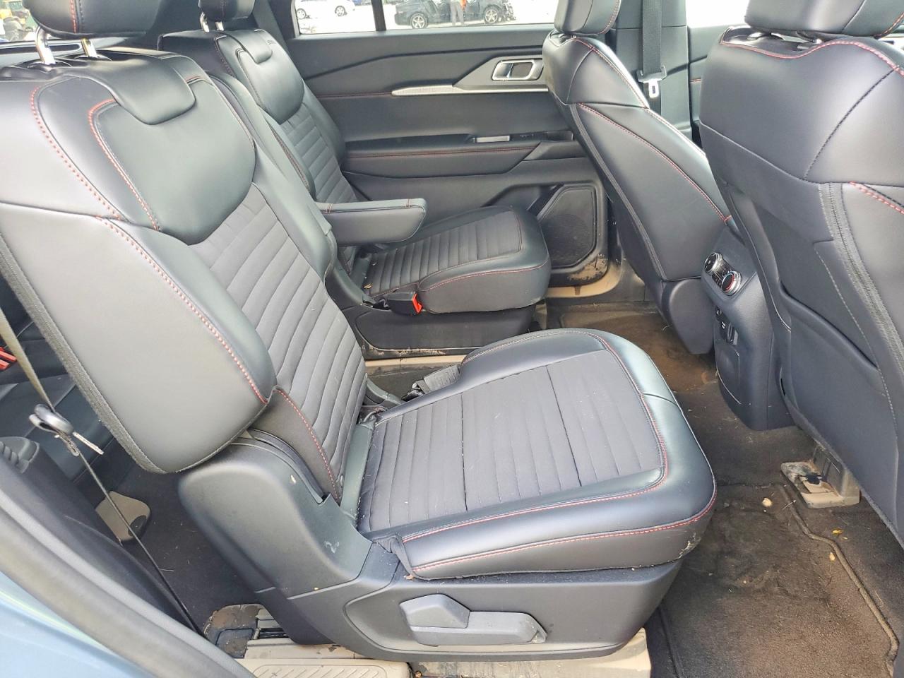1FMUK8KH9SGC39551 · 2025 FORD EXPLORER · 11/13