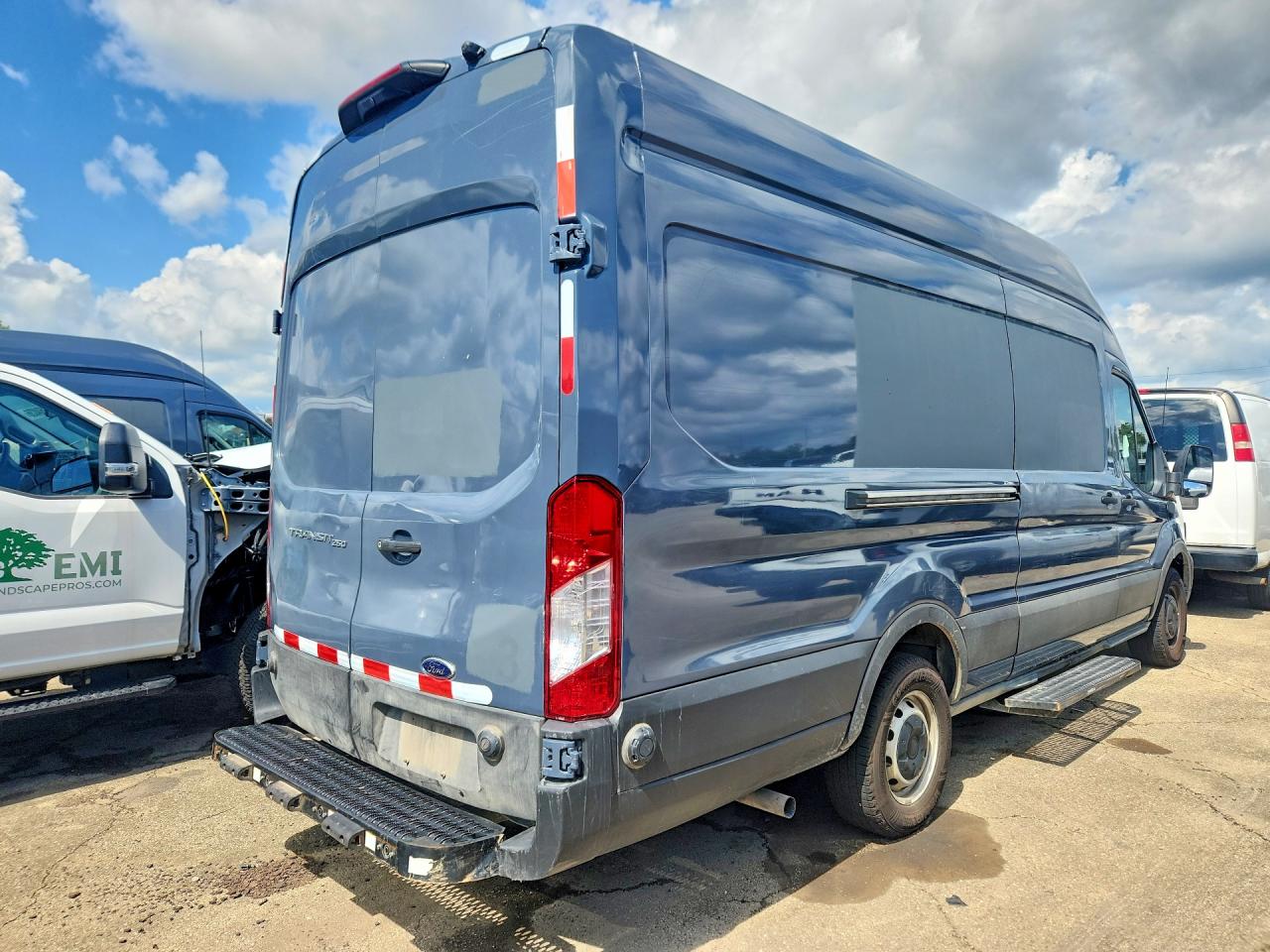 1FTBR3X86LKB27548 · 2020 FORD TRANSIT · 3/13