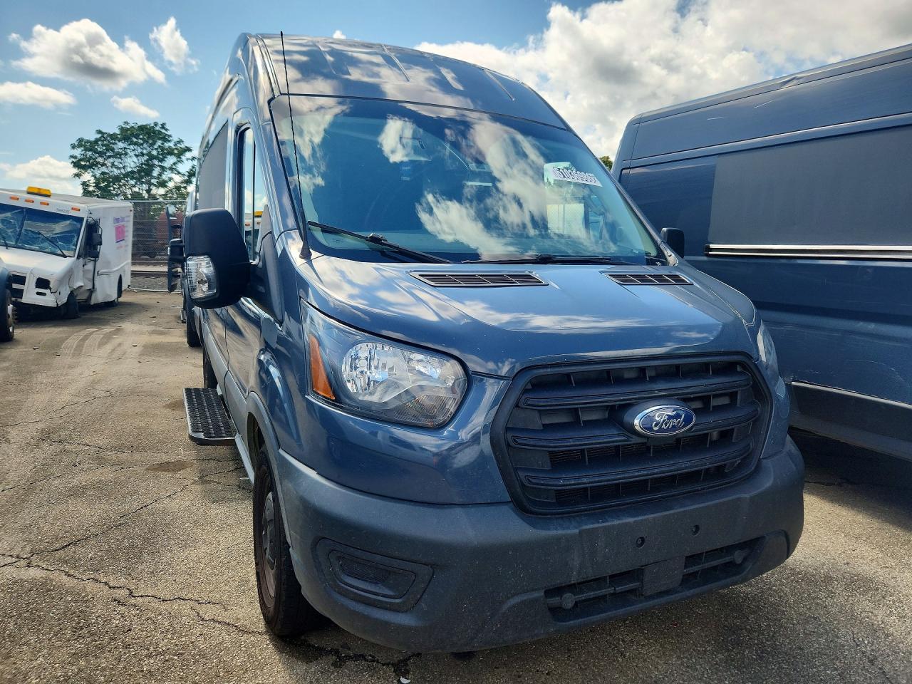 1FTBR3X86LKB27548 · 2020 FORD TRANSIT · 5/13