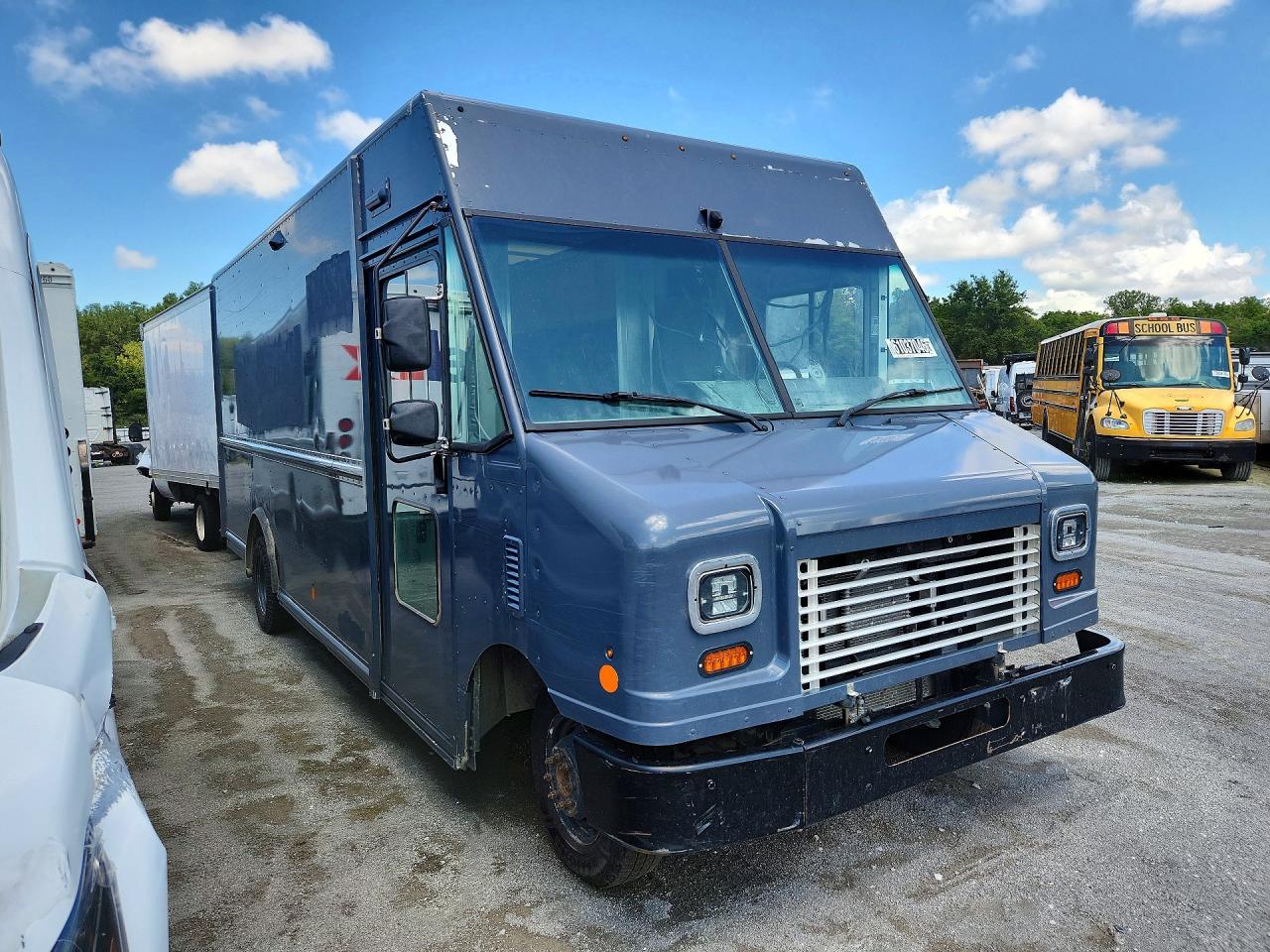 1FC3E4K69KDC48489 · 2019 FORD E450 · 4/13