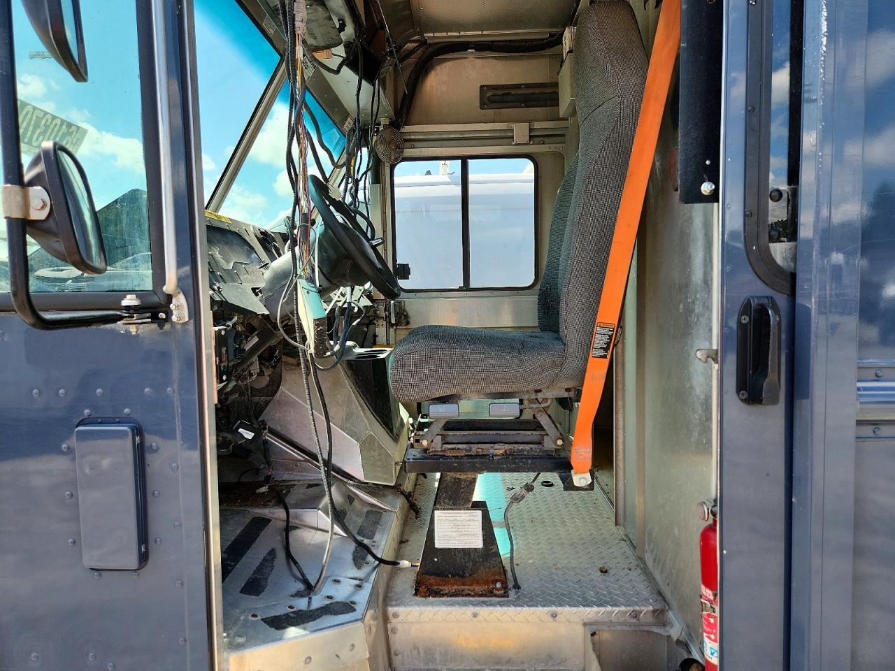 1FC3E4K69KDC48489 · 2019 FORD E450 · 7/13
