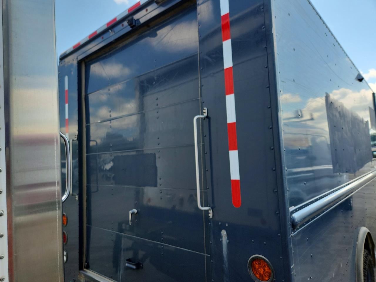 1FC3E4K69KDC48489 · 2019 FORD E450 · 6/13