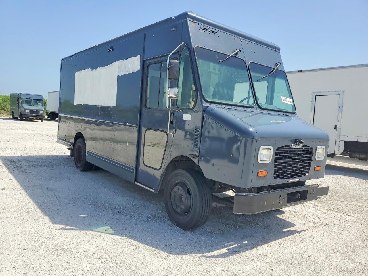 4UZAC2EA1LCMH7863 · 2020 FREIGHTLINER MT45 · 4/13