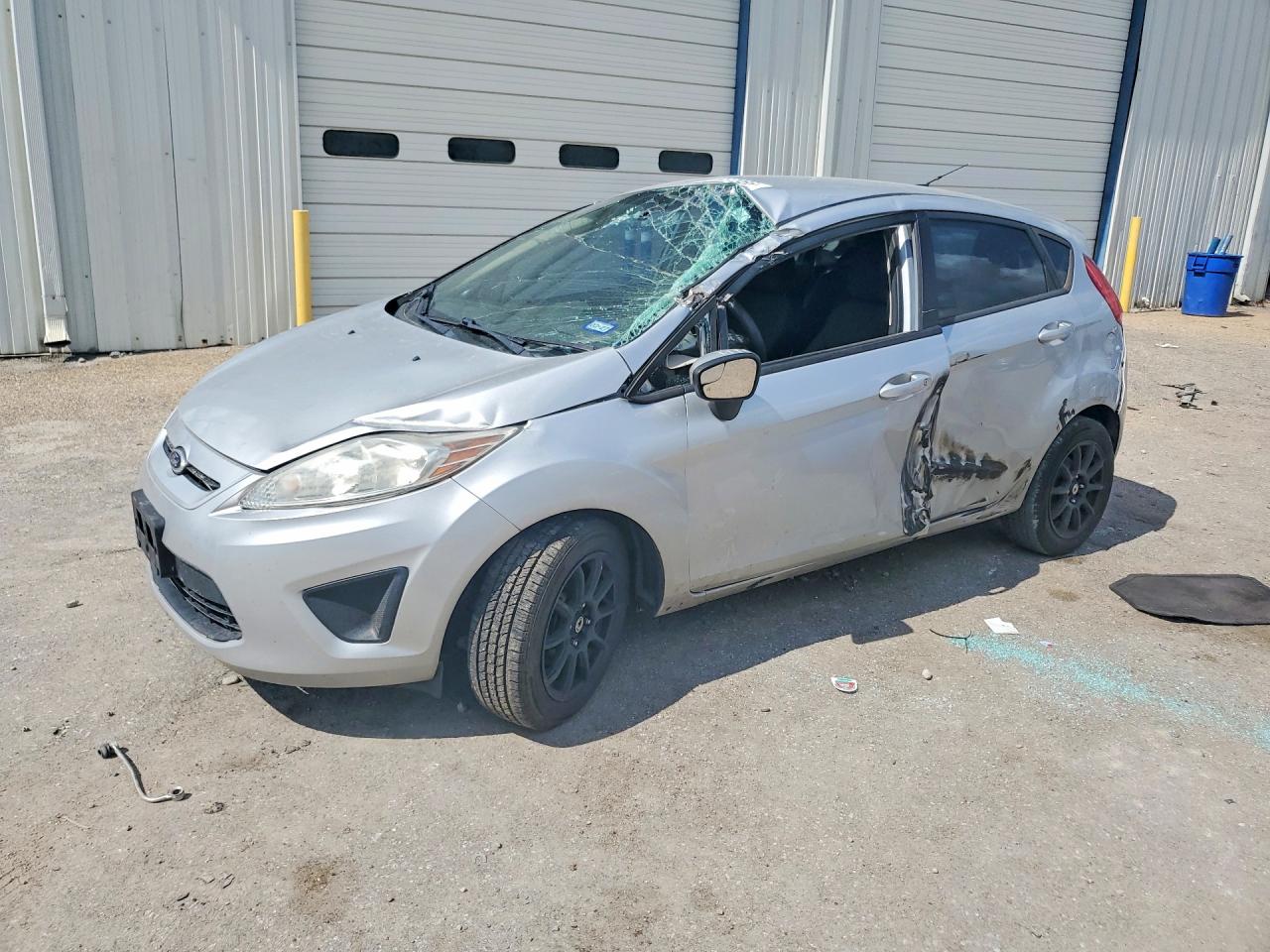 3FADP4EJ4DM158713 · 2013 FORD FIESTA