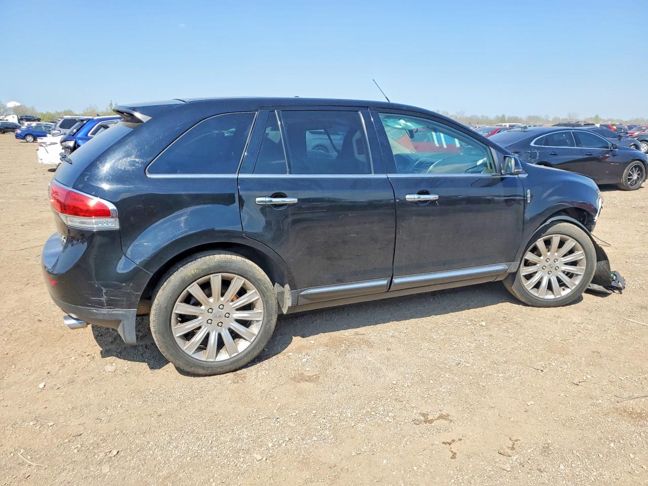 2LMDJ6JK9CBL02150 · 2012 LINCOLN MKX · 3/12