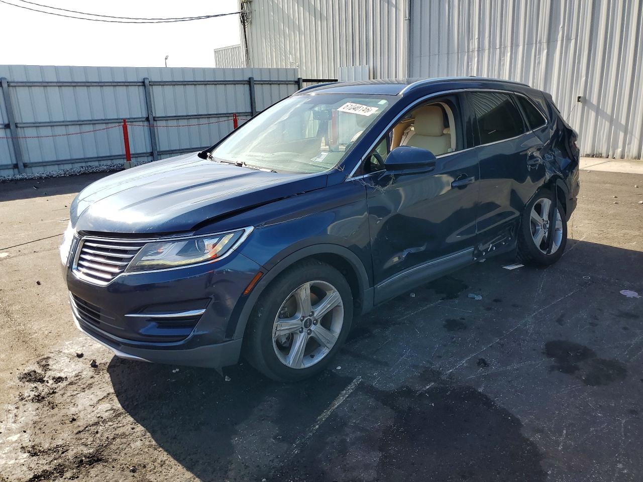 5LMCJ1C90HUL49537 · 2017 LINCOLN MKC