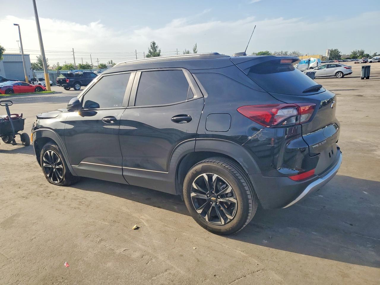 KL79MPS26PB029355 · 2023 CHEVROLET TRAILBLAZER · 2/13