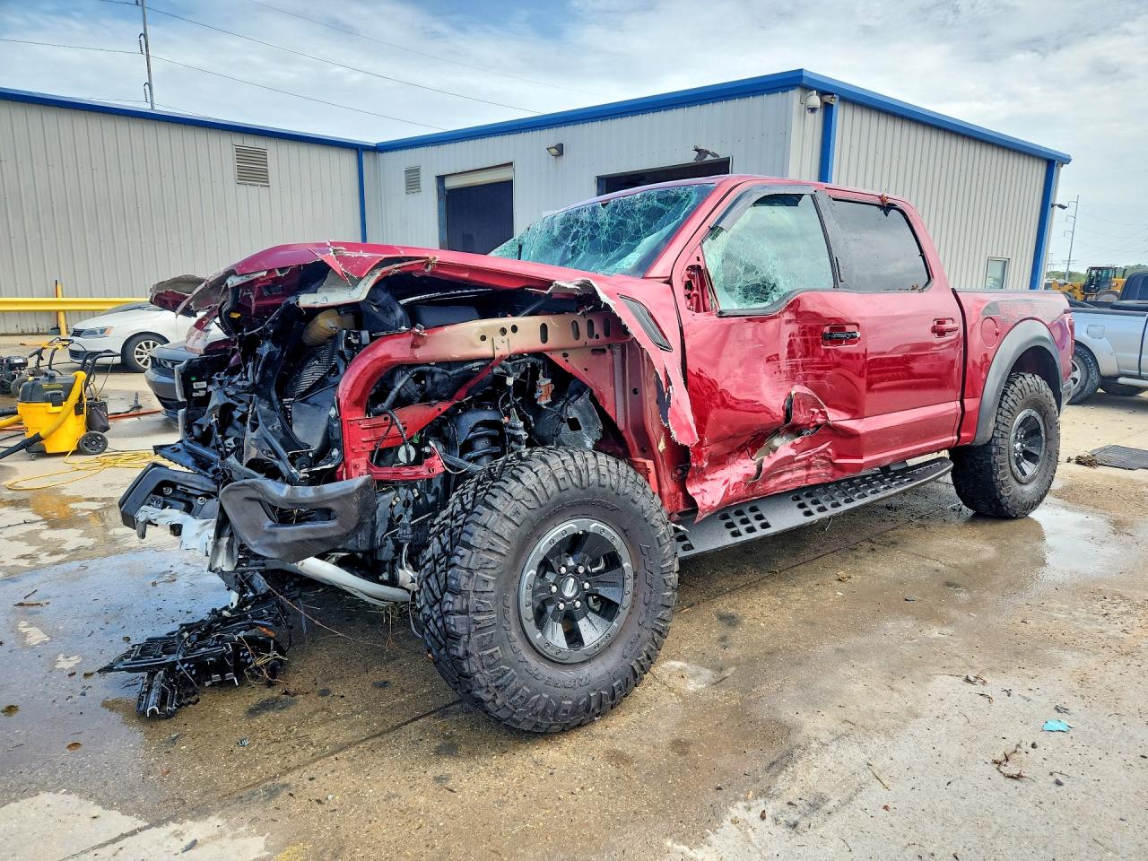 1FTFW1RG3HFA64105 · 2017 FORD F150