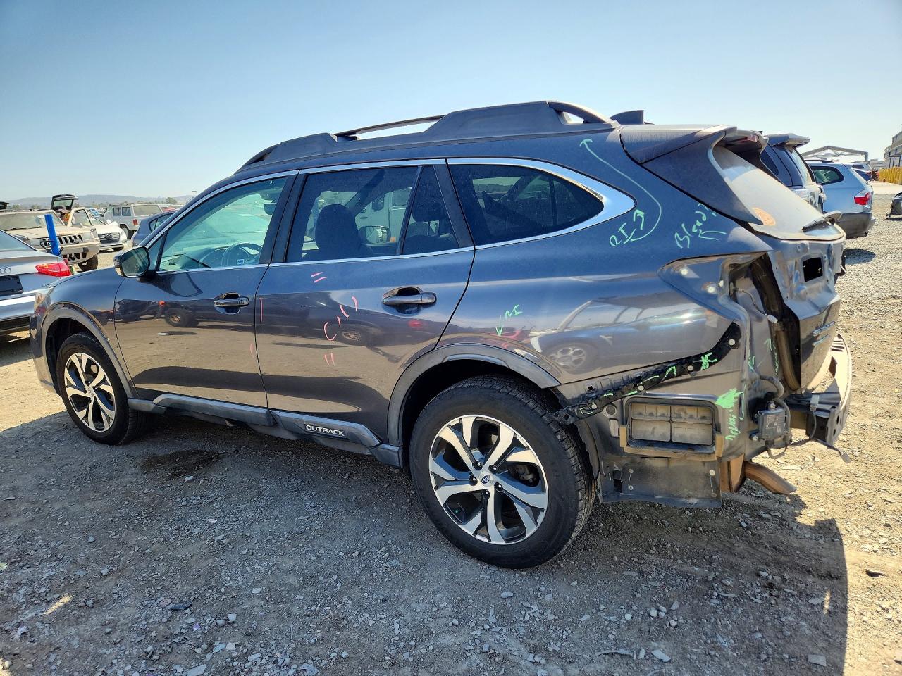 4S4BTALC9L3192352 · 2020 SUBARU OUTBACK · 2/14