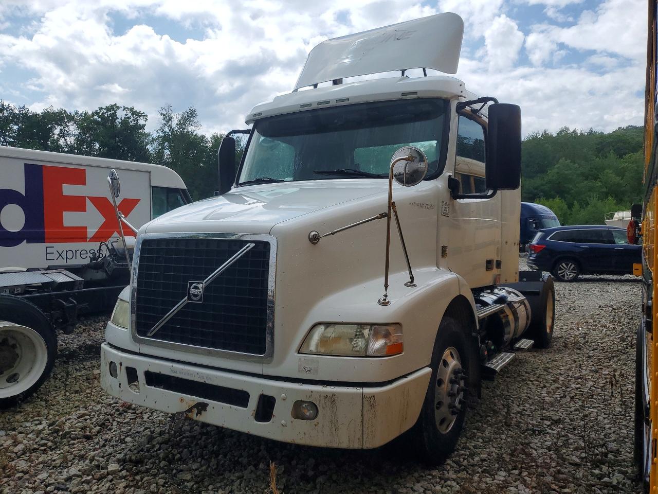 4V4M19EG7EN170153 · 2014 VOLVO VN