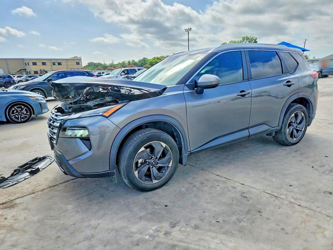 5N1BT3BA4RC743890 · 2024 NISSAN ROGUE