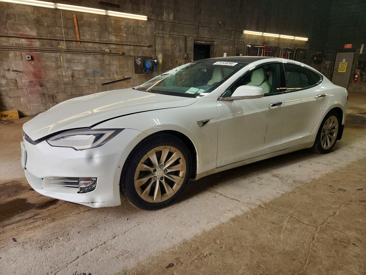 5YJSA1E28KF340099 · 2019 TESLA MODEL S