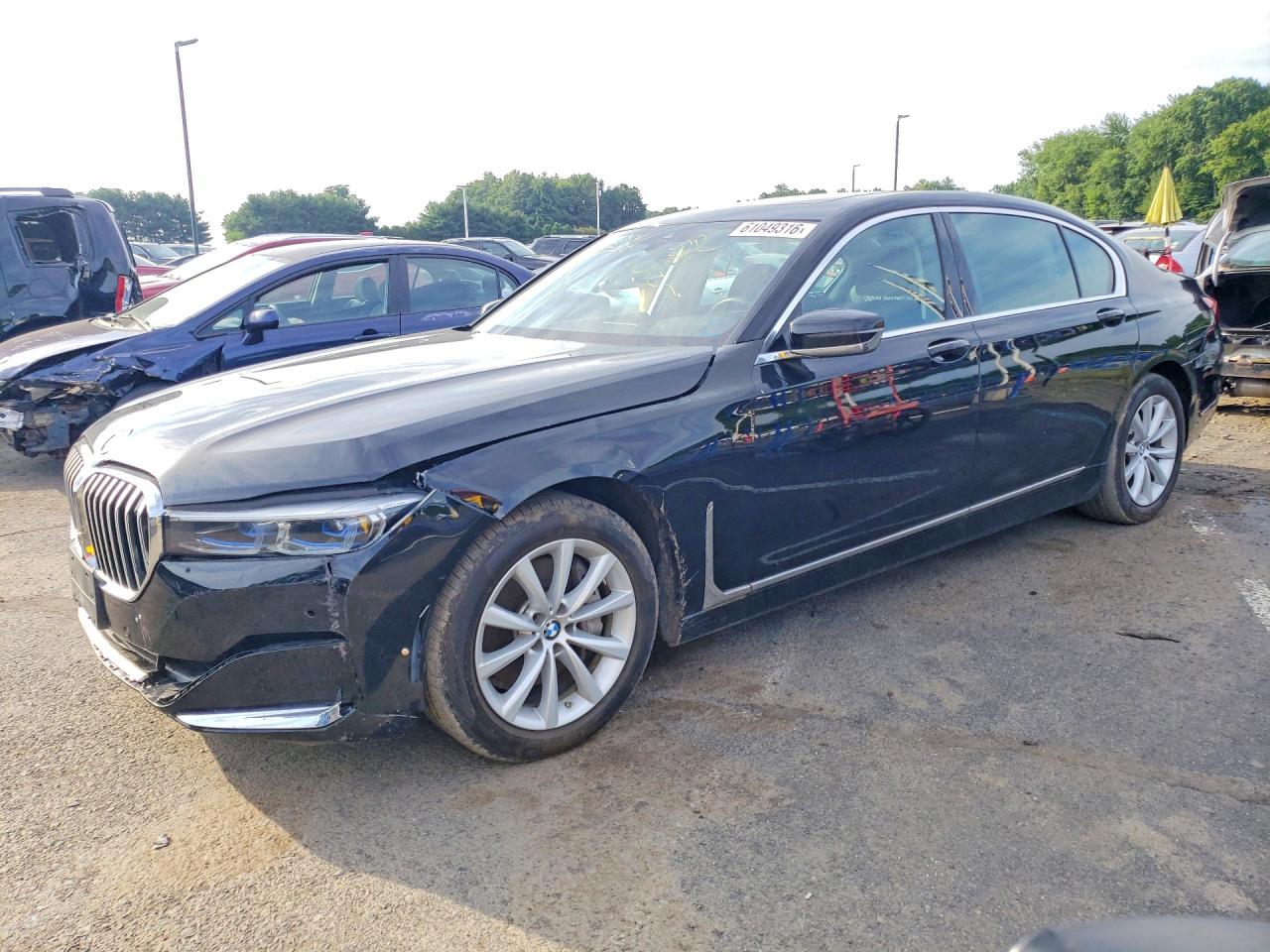 WBA7T2C04LGF96819 · 2020 BMW 740