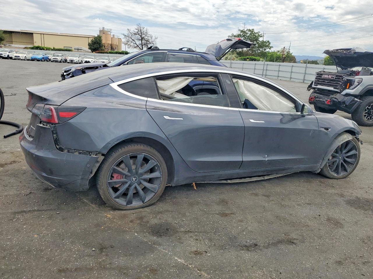 5YJ3E1EB9JF147287 · 2018 TESLA MODEL 3 · 3/12