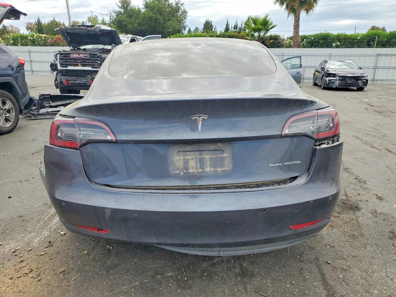 5YJ3E1EB9JF147287 · 2018 TESLA MODEL 3 · 6/12