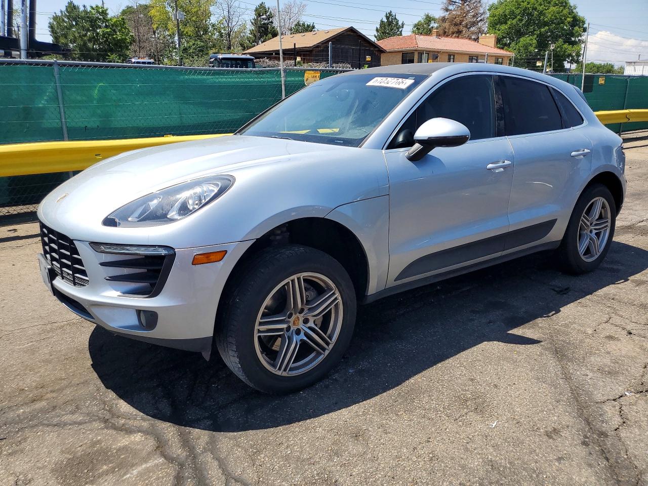 2015 PORSCHE MACAN
