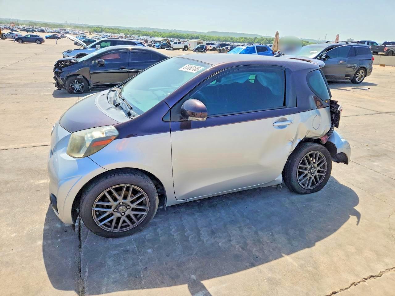 2014 SCION IQ