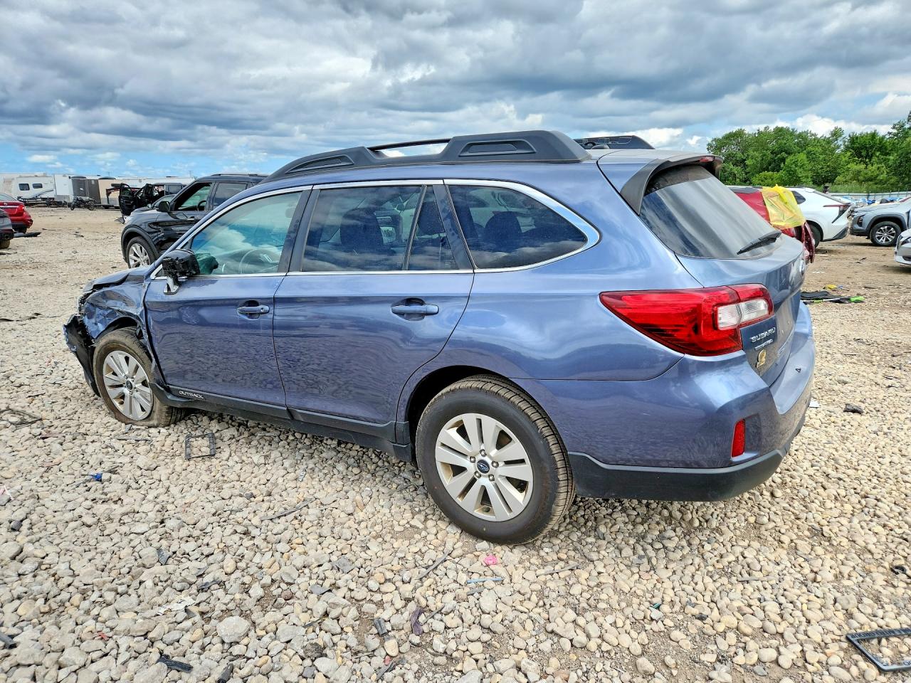 4S4BSACC3F3347503 · 2015 SUBARU OUTBACK · 2/13