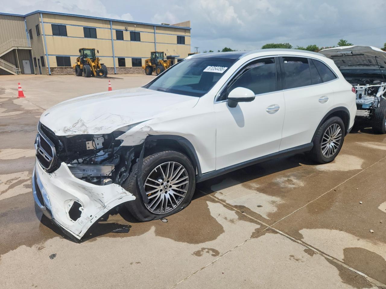 W1NKM4HB6RF232583 · 2024 MERCEDES-BENZ GLC