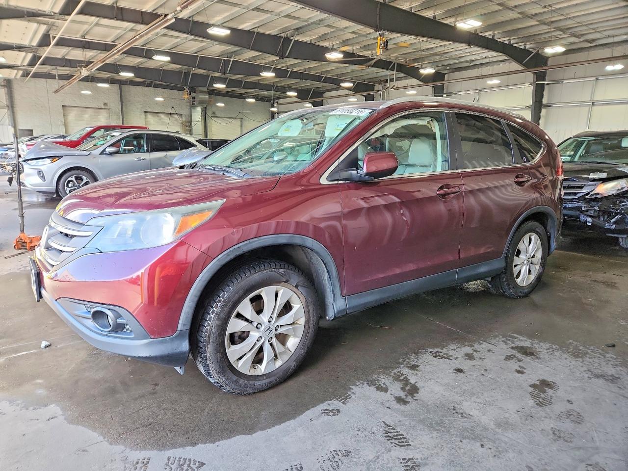 5J6RM4H73DL070286 · 2013 HONDA CR-V