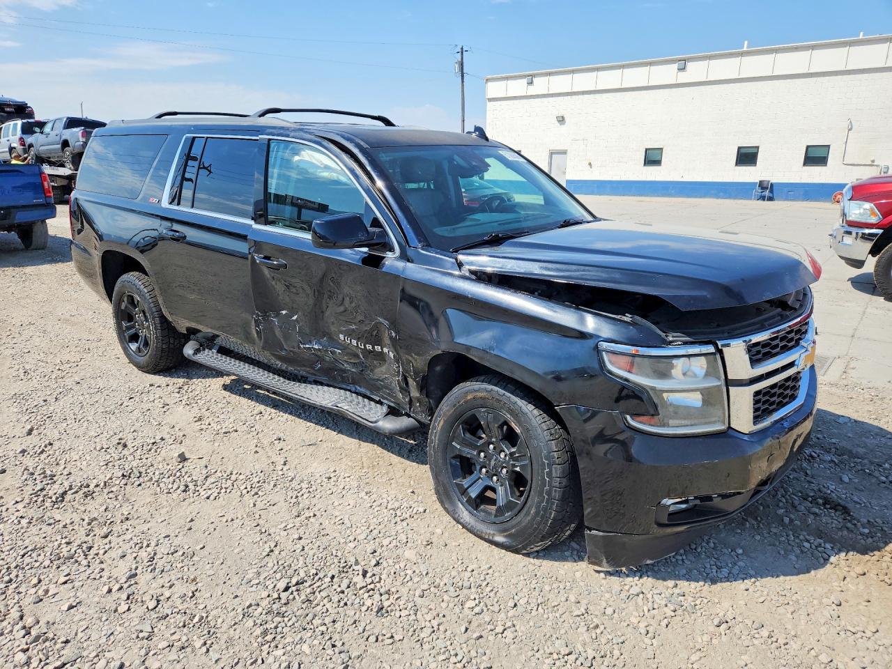 1GNSKHKC7HR398542 · 2017 CHEVROLET SUBURBAN · 4/12