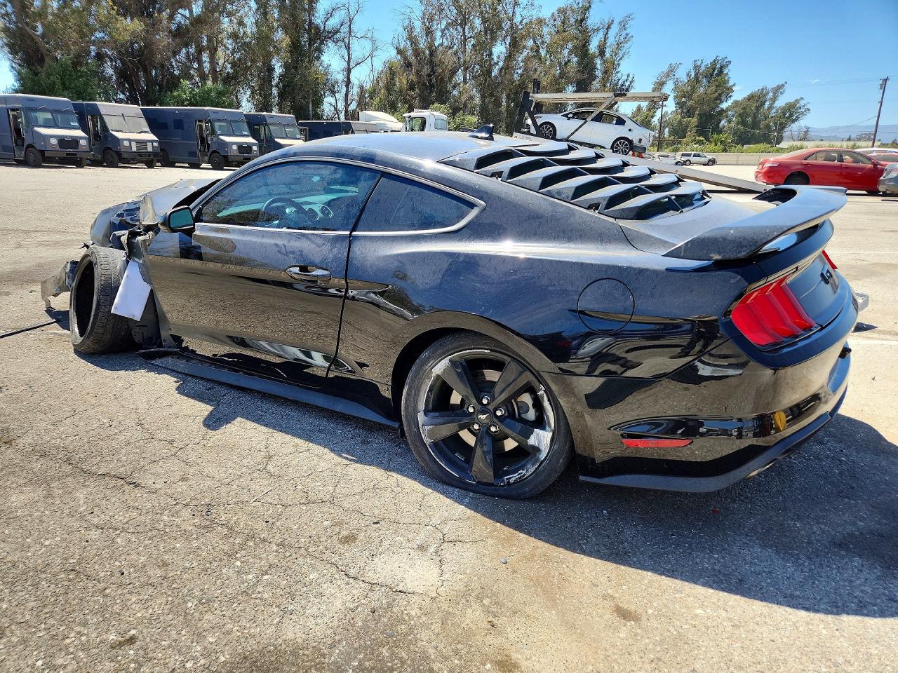 1FA6P8CF7M5142655 · 2021 FORD MUSTANG · 2/13