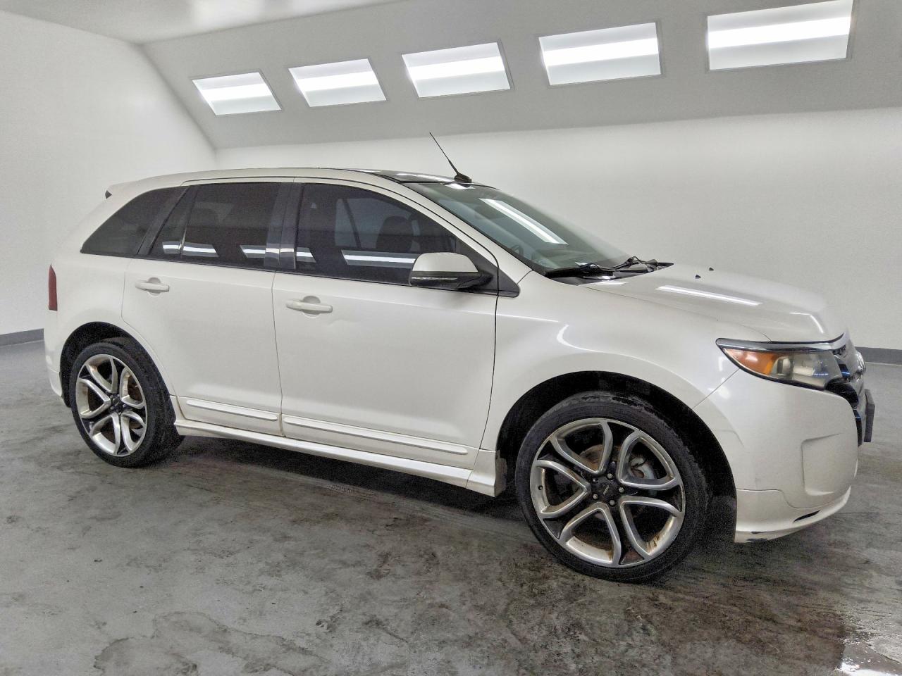 2FMDK3AK4EBA68199 · 2014 FORD EDGE · 4/13