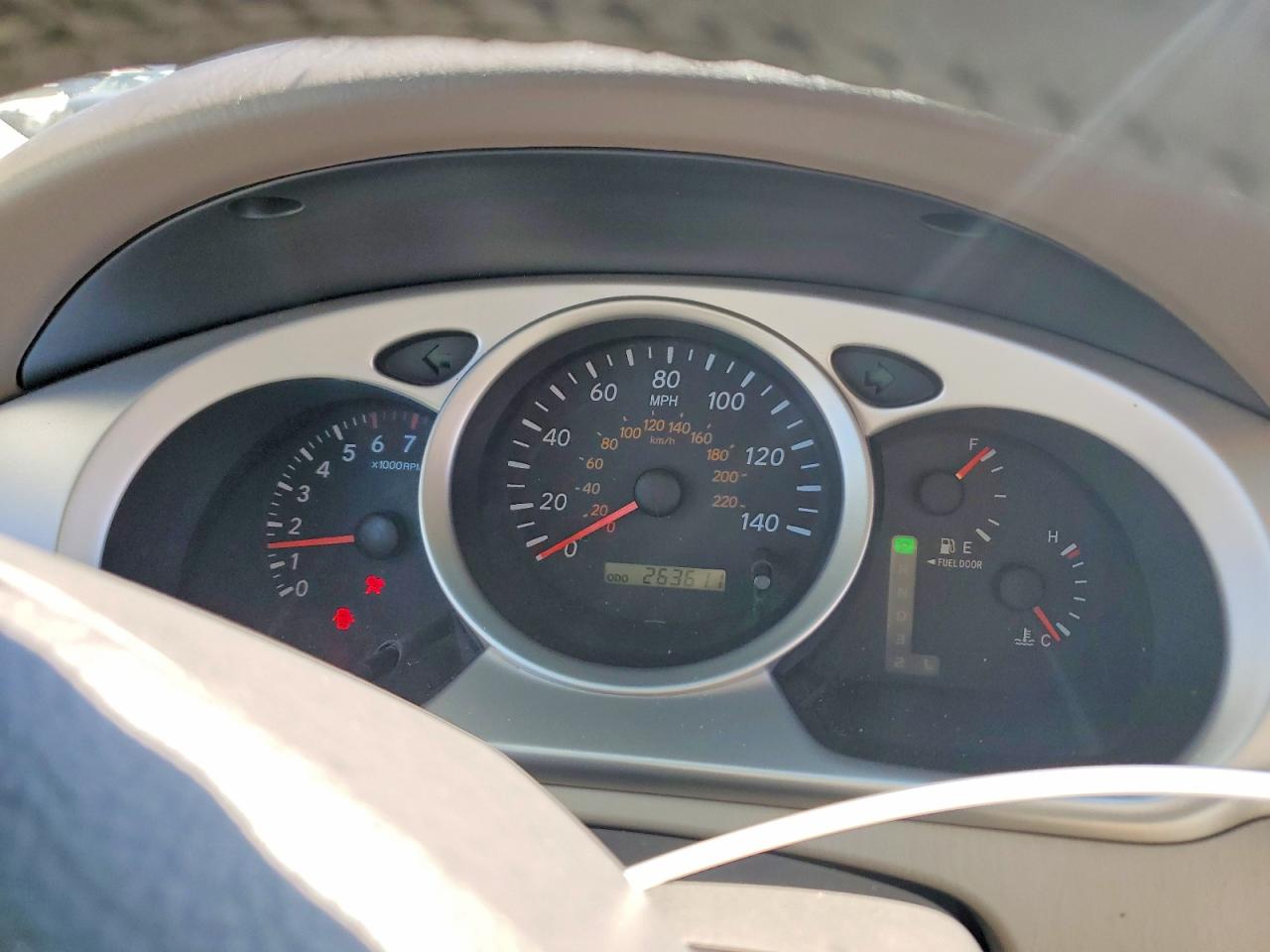 JTEDP21AX60096000 · 2006 TOYOTA HIGHLANDER · 9/12