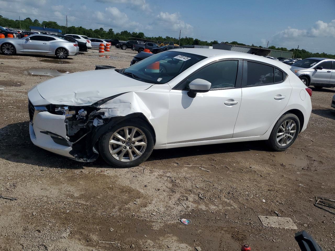 3MZBN1K71HM102844 · 2017 MAZDA 3