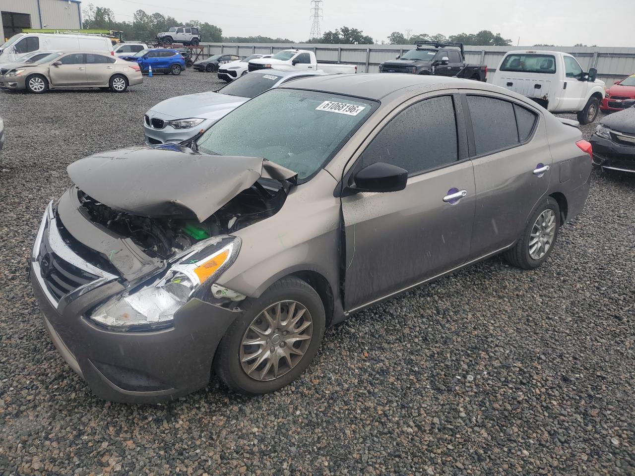 3N1CN7AP5FL885667 · 2015 NISSAN VERSA