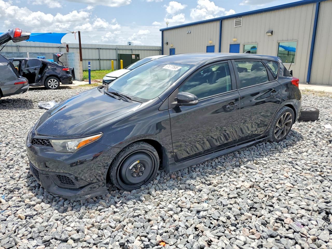 2017 TOYOTA COROLLA IM