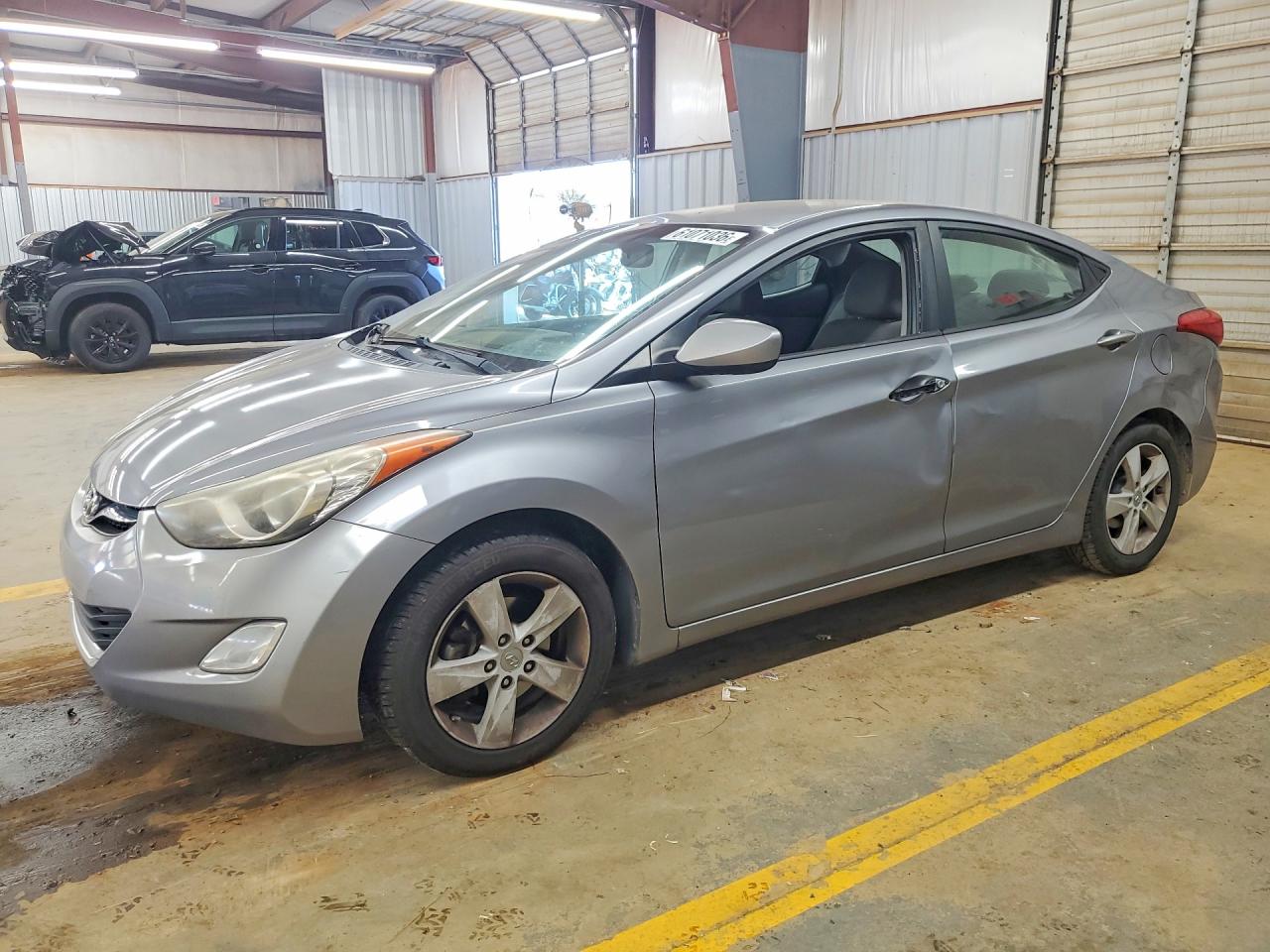 KMHDH4AE8DU750686 · 2013 HYUNDAI ELANTRA