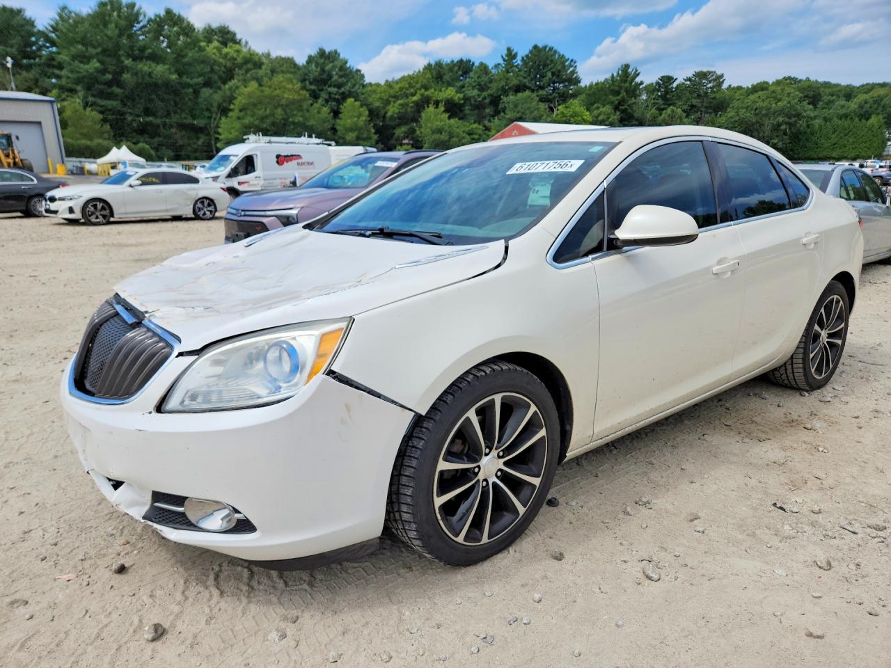 1G4PW5SK1G4169659 · 2016 BUICK VERANO