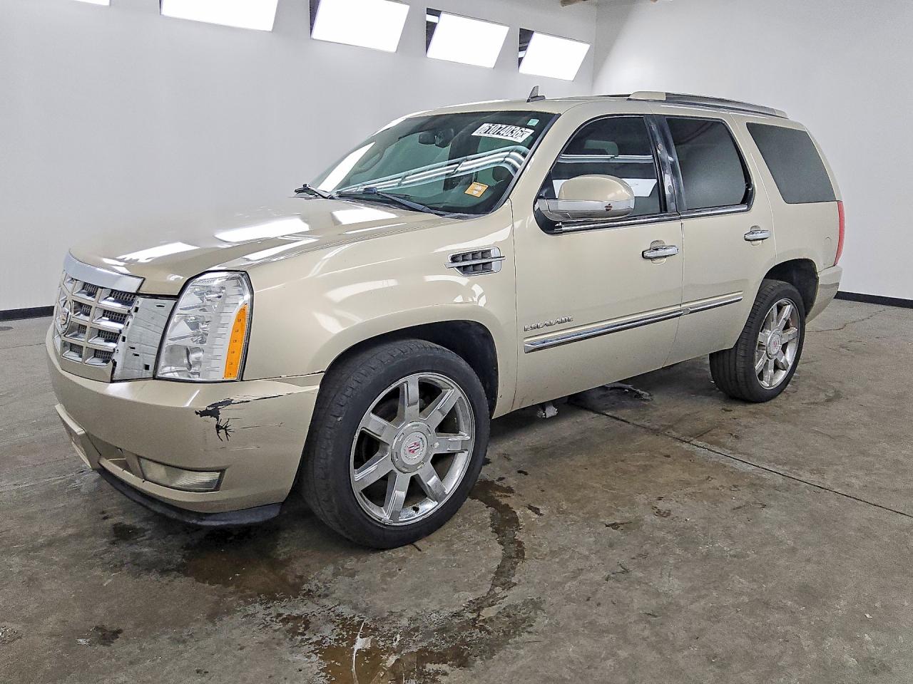 1GYS4CEF2BR148588 · 2011 CADILLAC ESCALADE