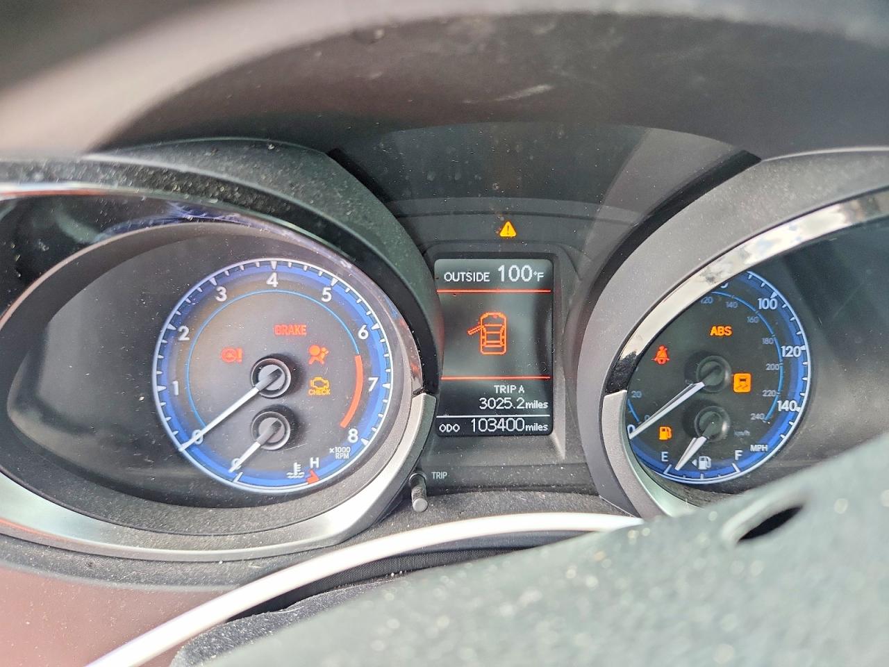5YFBURHE2FP333283 · 2015 TOYOTA COROLLA · 9/13
