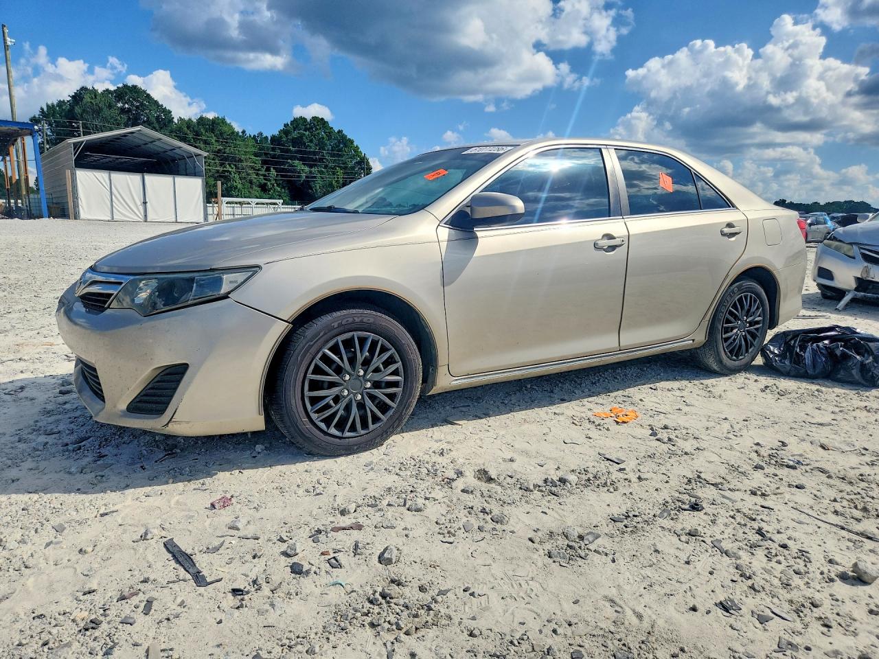 4T1BF1FK3DU680668 · 2013 TOYOTA CAMRY